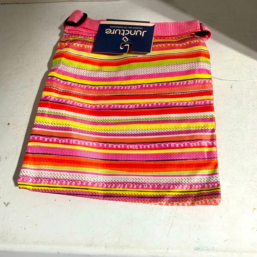 **CLEARANCE** NWT SMALL NYLON CROSSBODY BAG